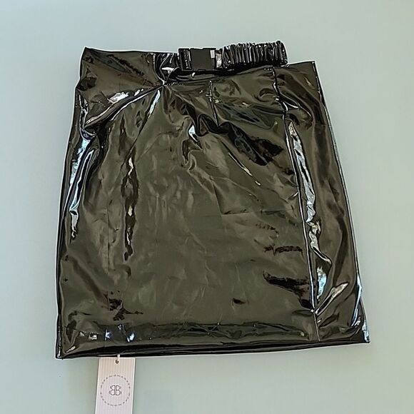 Bella Barnett PU Patent Leather Skirt - Picture 1 of 8